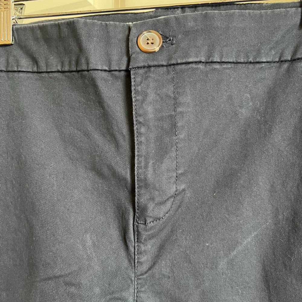 Old Navy Bootcut Khaki Pants - Navy Blue - Size 18 - Picture 3 of 8